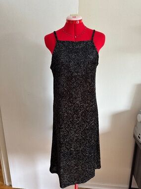Black velvet shimmering dress